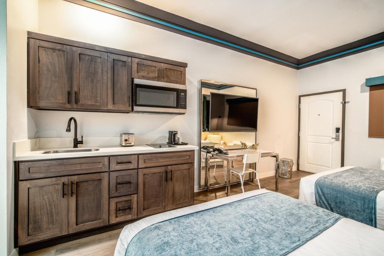 Aspire Inn Studios & Spas Bellflower Extérieur photo