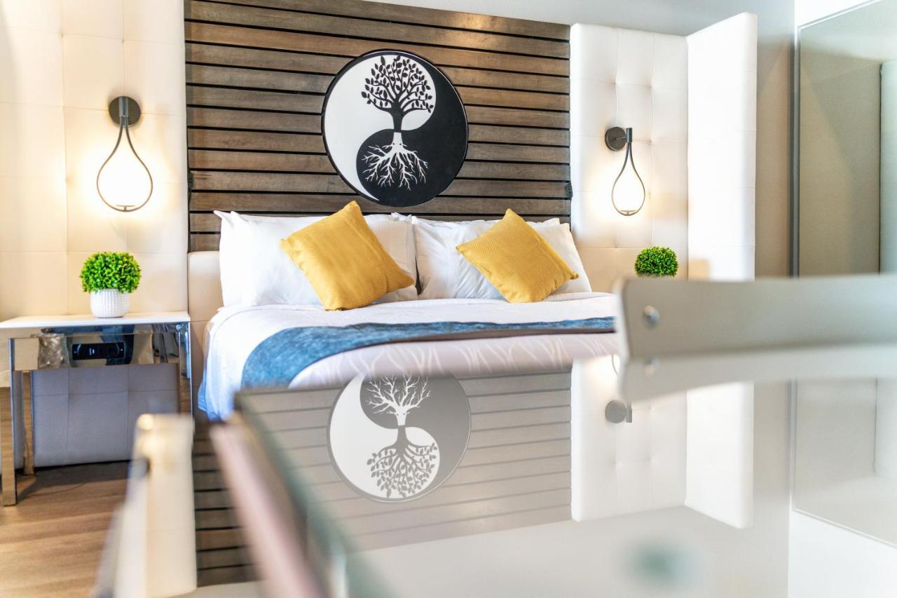Aspire Inn Studios & Spas Bellflower Extérieur photo
