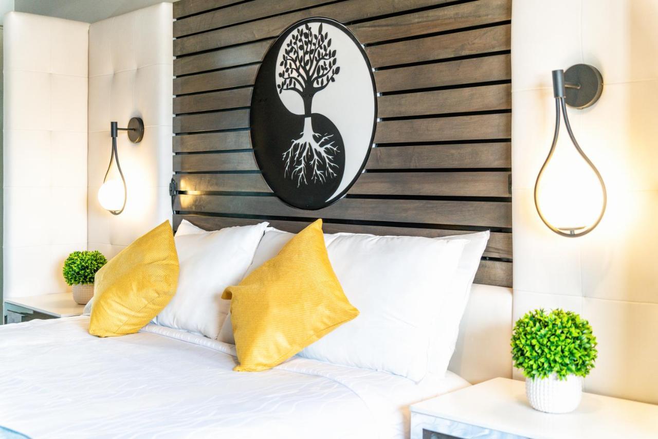Aspire Inn Studios & Spas Bellflower Extérieur photo
