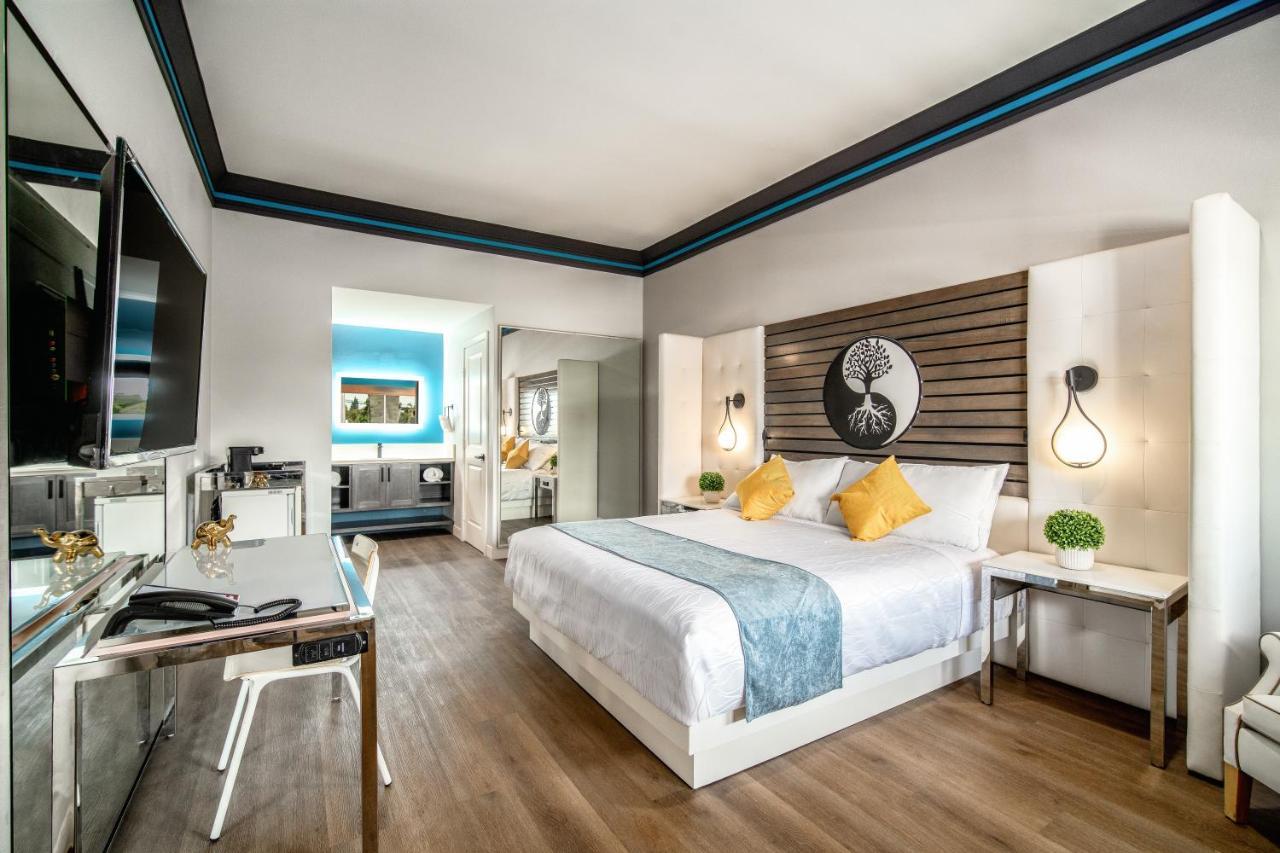Aspire Inn Studios & Spas Bellflower Extérieur photo