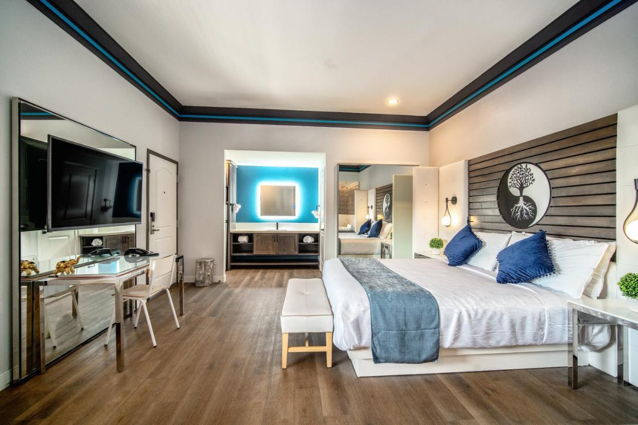 Aspire Inn Studios & Spas Bellflower Extérieur photo