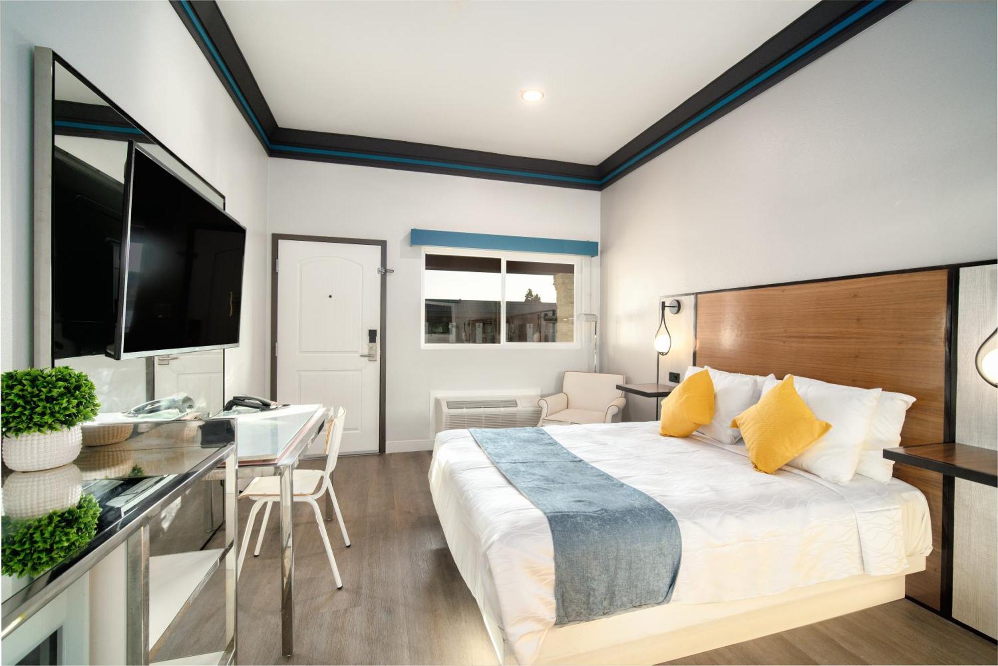 Aspire Inn Studios & Spas Bellflower Extérieur photo