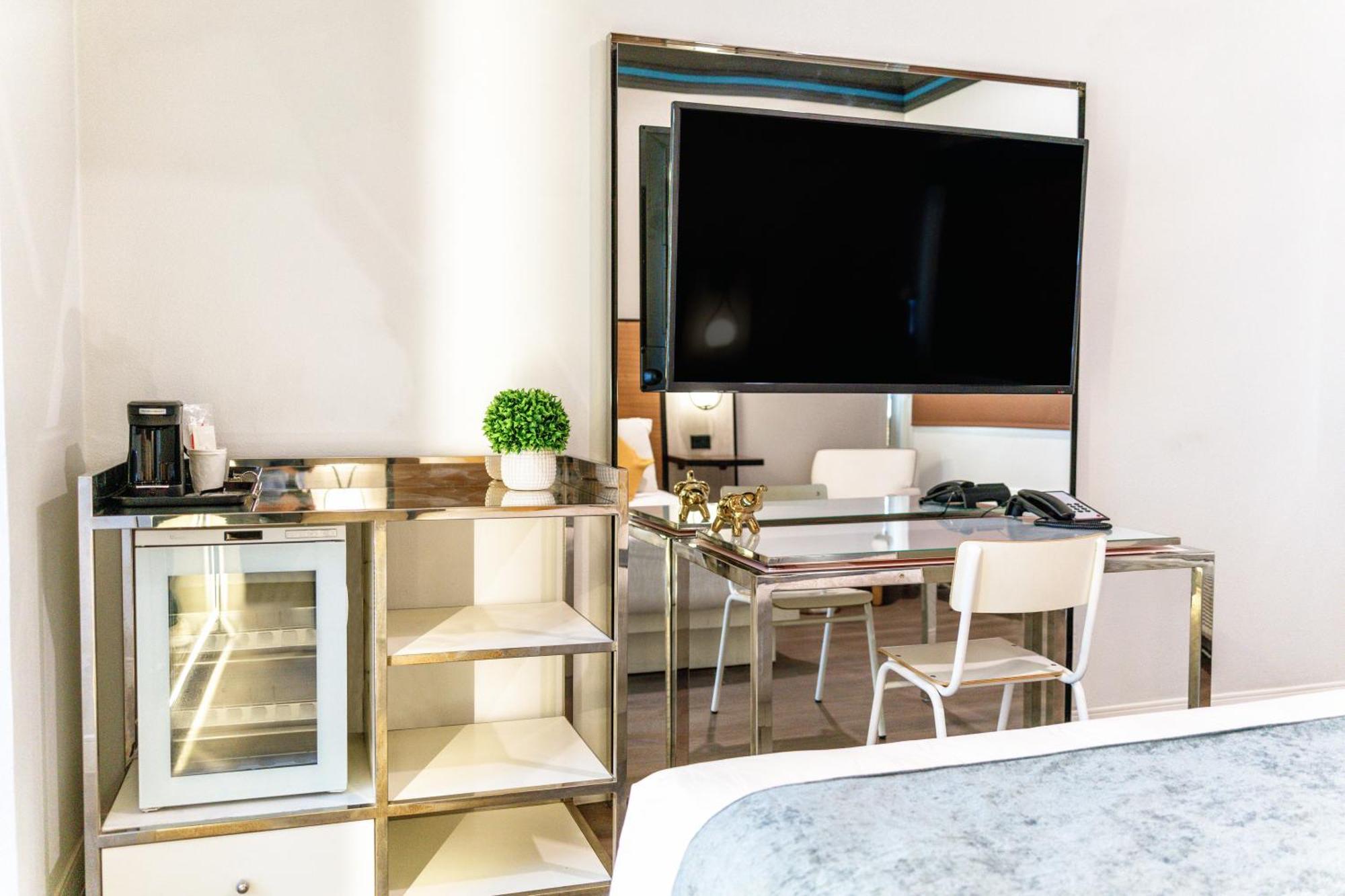 Aspire Inn Studios & Spas Bellflower Extérieur photo